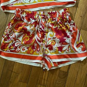 70’s inspired printed short set.